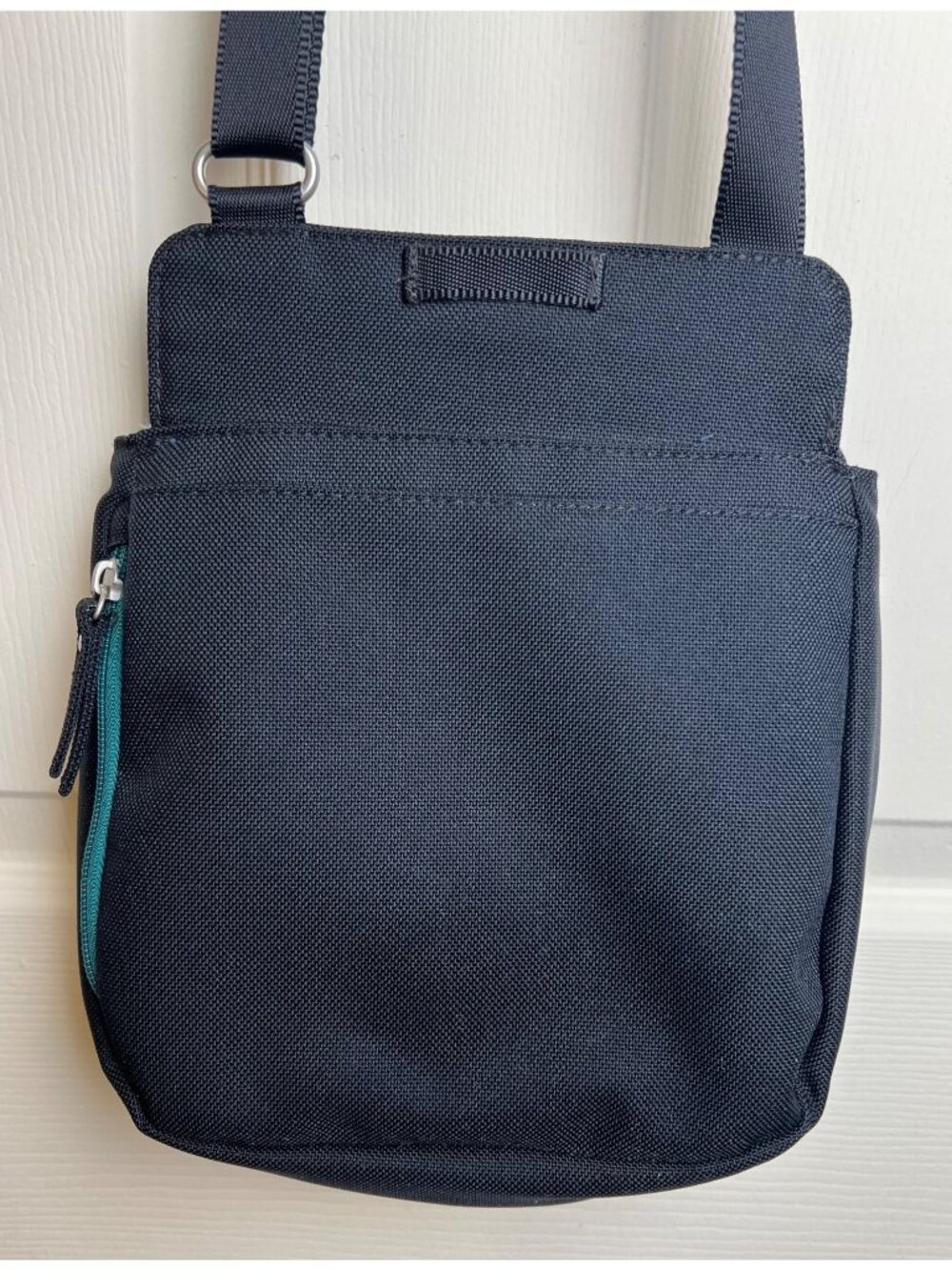 Haiku Crossbody - Picture 5 of 12
